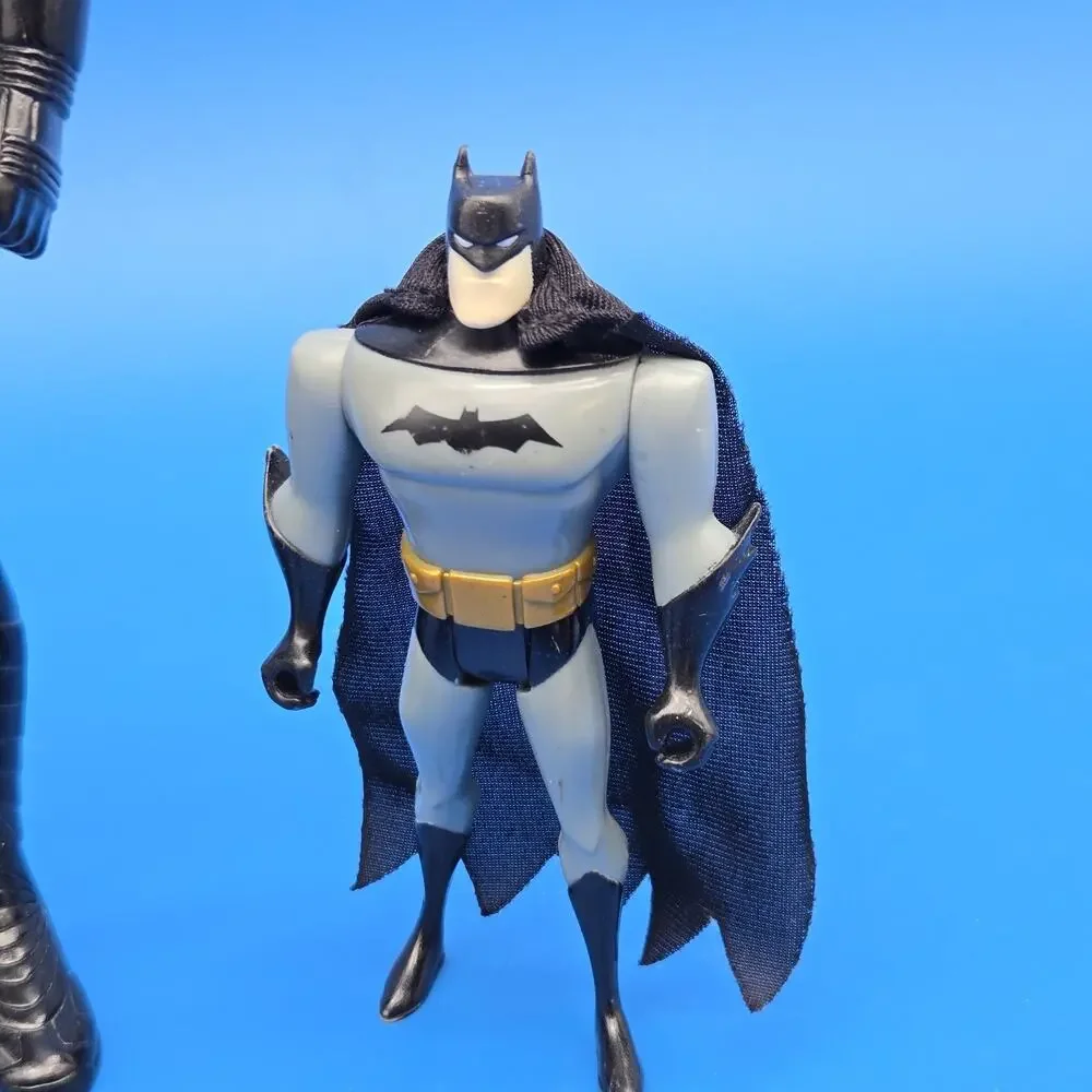 Mattel Batman Unlimited BEWARE THE BATMAN Animated Plus 3 Add'l Batman Figures